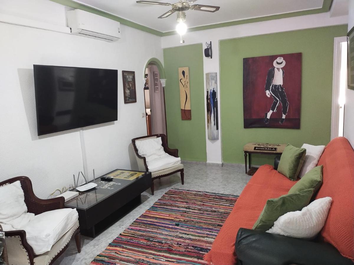 An Indian Bollywood Sevilla Experience - For Families, Couples & Business Trips Luaran gambar