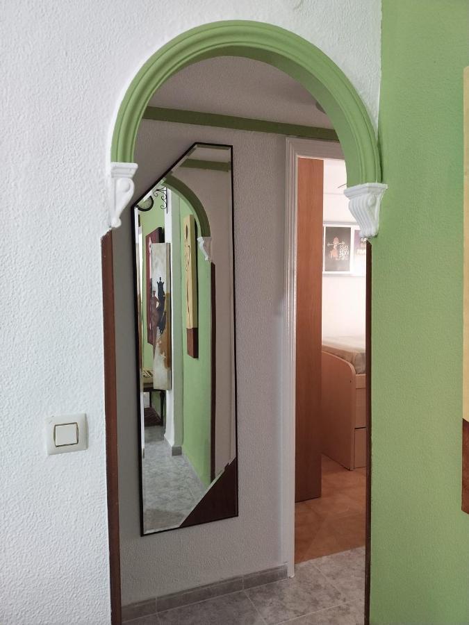 An Indian Bollywood Sevilla Experience - For Families, Couples & Business Trips Luaran gambar