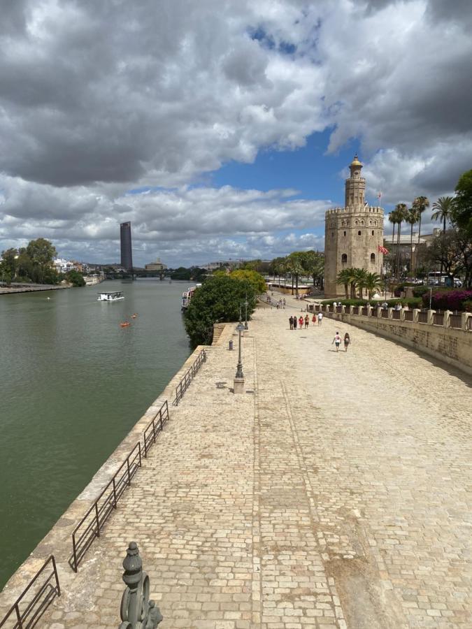 An Indian Bollywood Sevilla Experience - For Families, Couples & Business Trips Luaran gambar